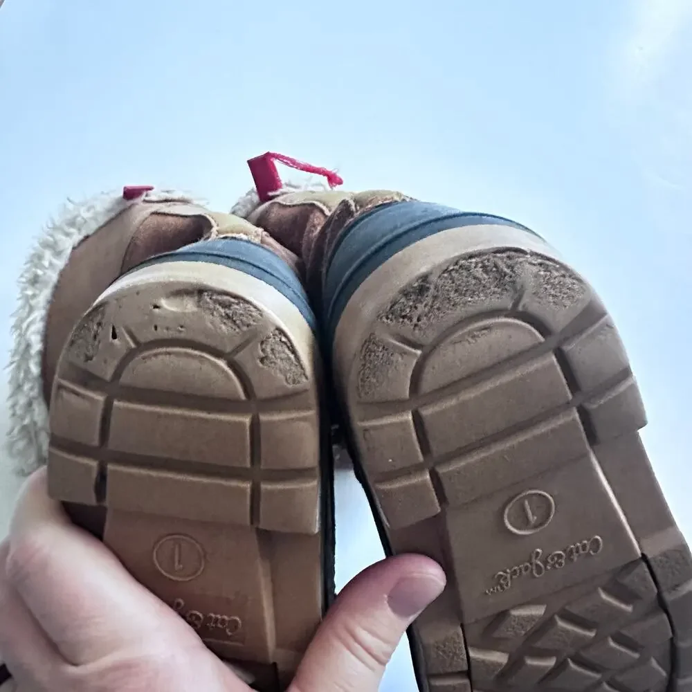 Cat & Jack Tan Duck Boots Size 1 - Sherpa Lined